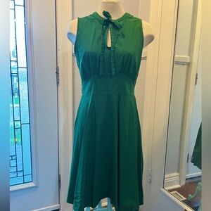 Green Belle Pogue pinup dress